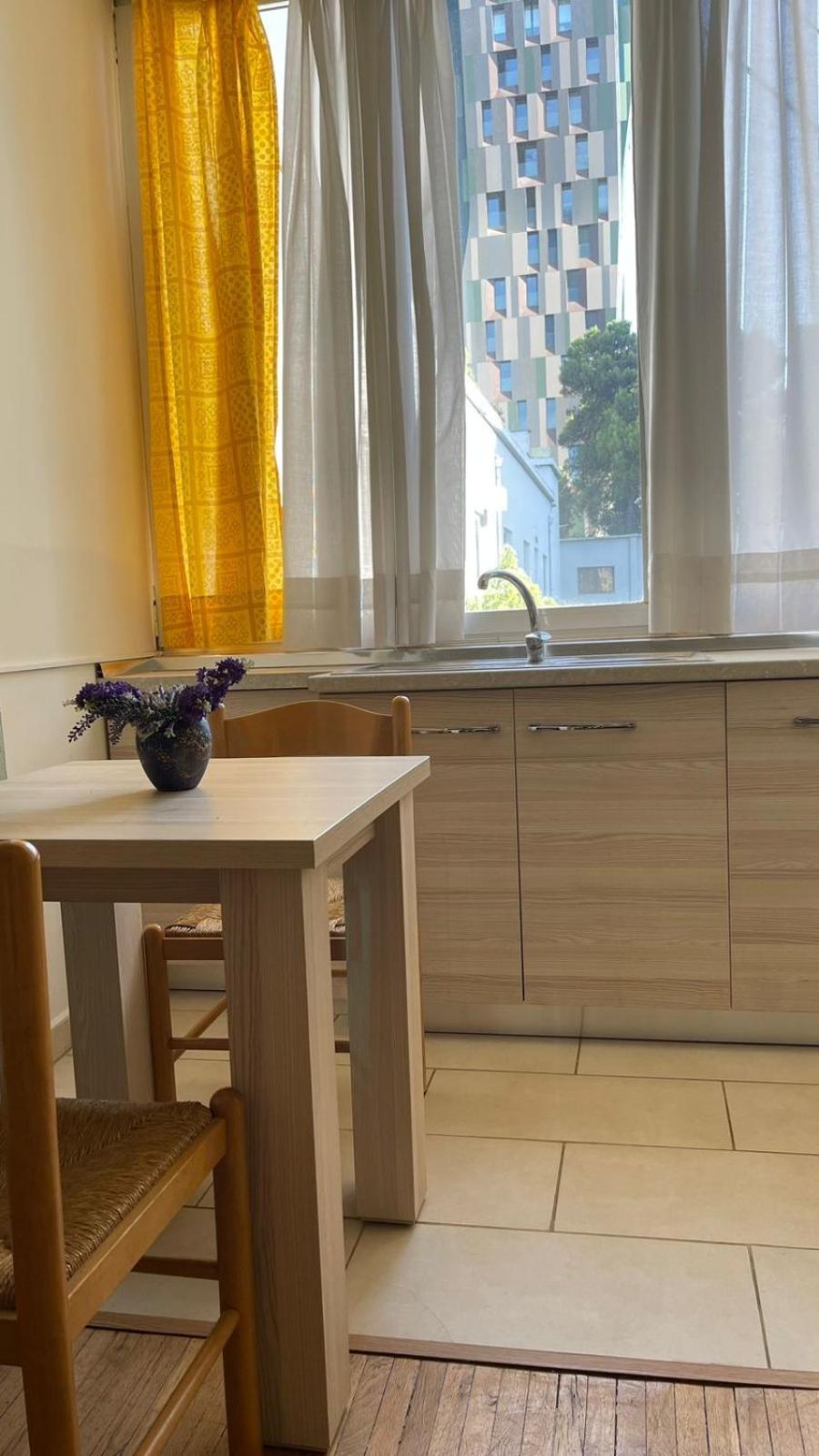 Vintage Apartment In Center Тирана Экстерьер фото