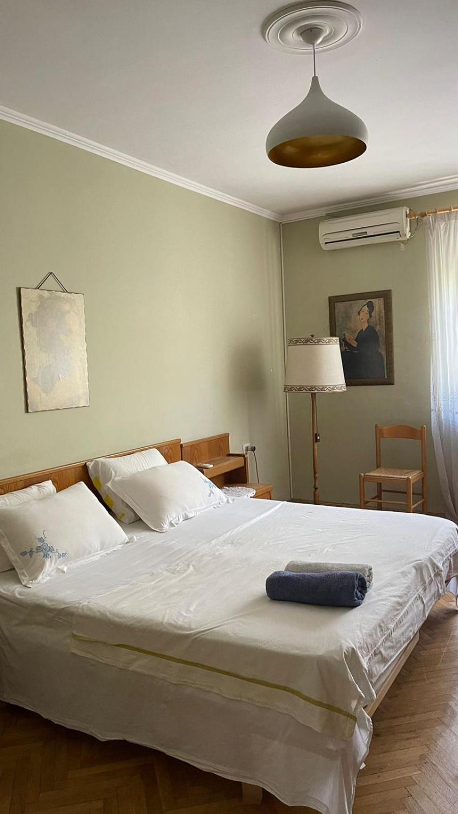 Vintage Apartment In Center Тирана Экстерьер фото