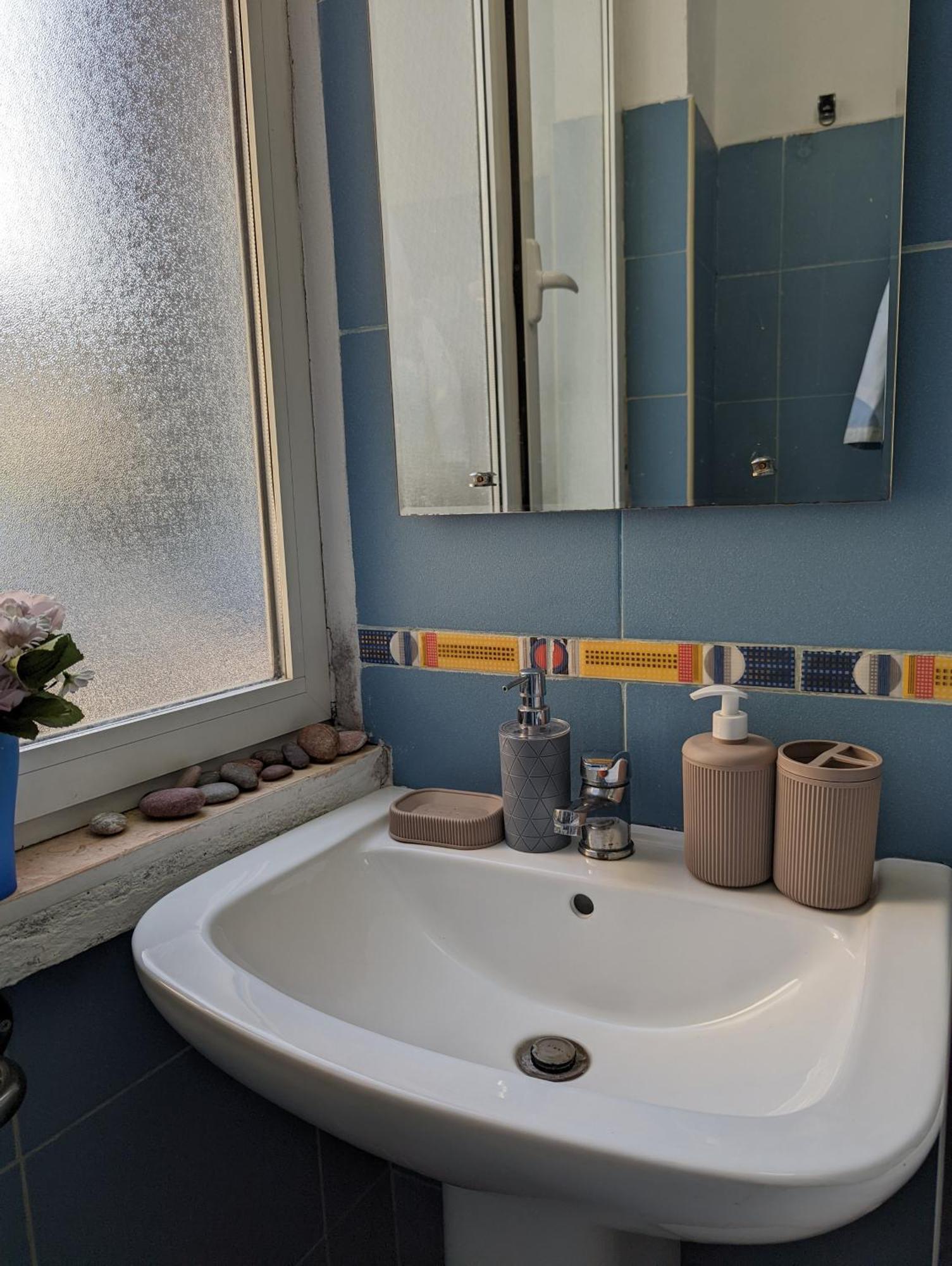 Vintage Apartment In Center Тирана Экстерьер фото